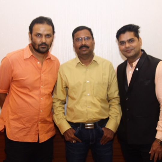 Karan Kashyap , Ravi Shukla, Akhilesh Pandey