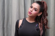 Shalmali Kholgade dance moves video to her song Querida Querido'