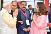 Yami Gautam with Narendra Modi at the Rising Himachal Event