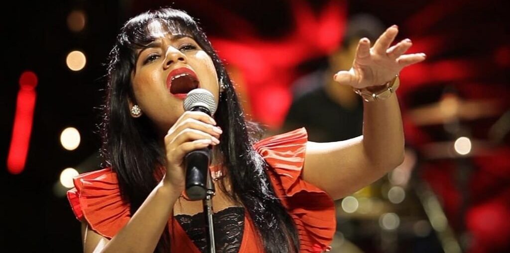 Shilpa Surroch Mika Singh song