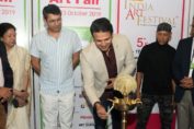 Vivek Oberoi inaugurate the prestigious Mumbai Art Fair