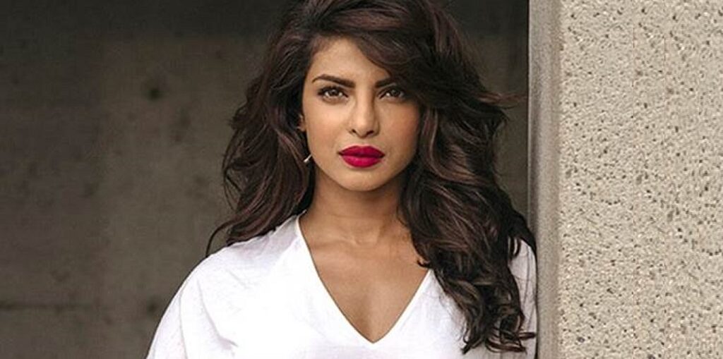 Akhiyan Lada Ja - priyanka chopra - Popular Hindi Songs - Bollywod Music  Video - video Dailymotion