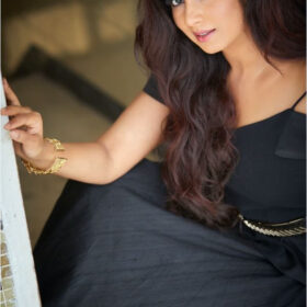 Bollywood Singer Shreya Ghoshal