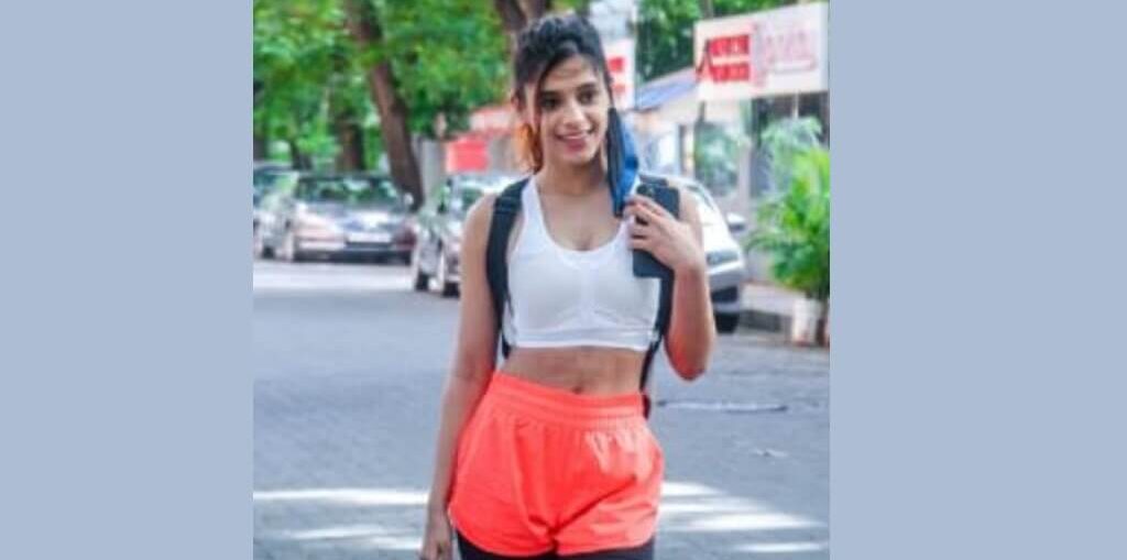 Pranati Rai Prakash in her sexy Gym outfit