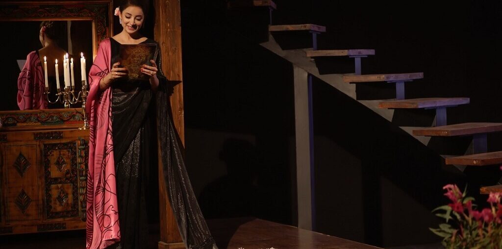 Sarwat Gilani in Zee Theatre’s ‘Yaar Julahay’