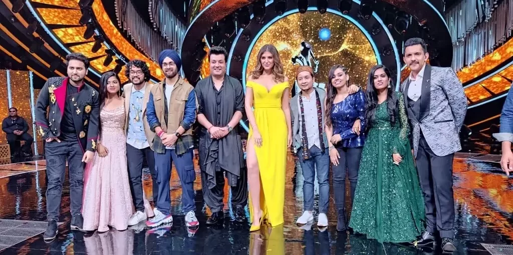 Varun Sharma Manjot Singh & Elnaaz Norouzi on the sets of Indian Idol 12