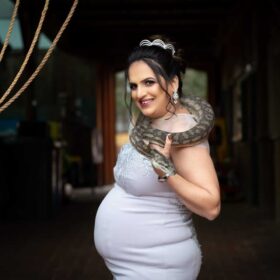 Melbourne Mumbai Mum marks her maternity with the most iconic places (1)