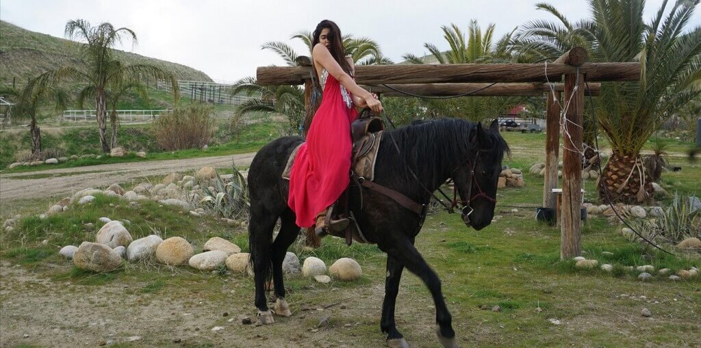 Renu Kaushal horse riding