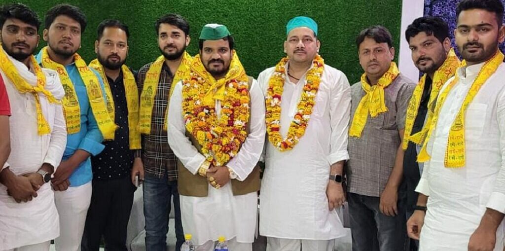 Rupesh Pandey the "National General Secretary" of "Bharatiya Kisan Manch"