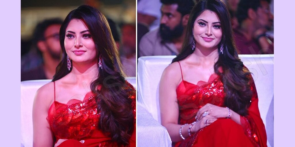 Urvashi Rautela greeted with Rishabh Pant chants